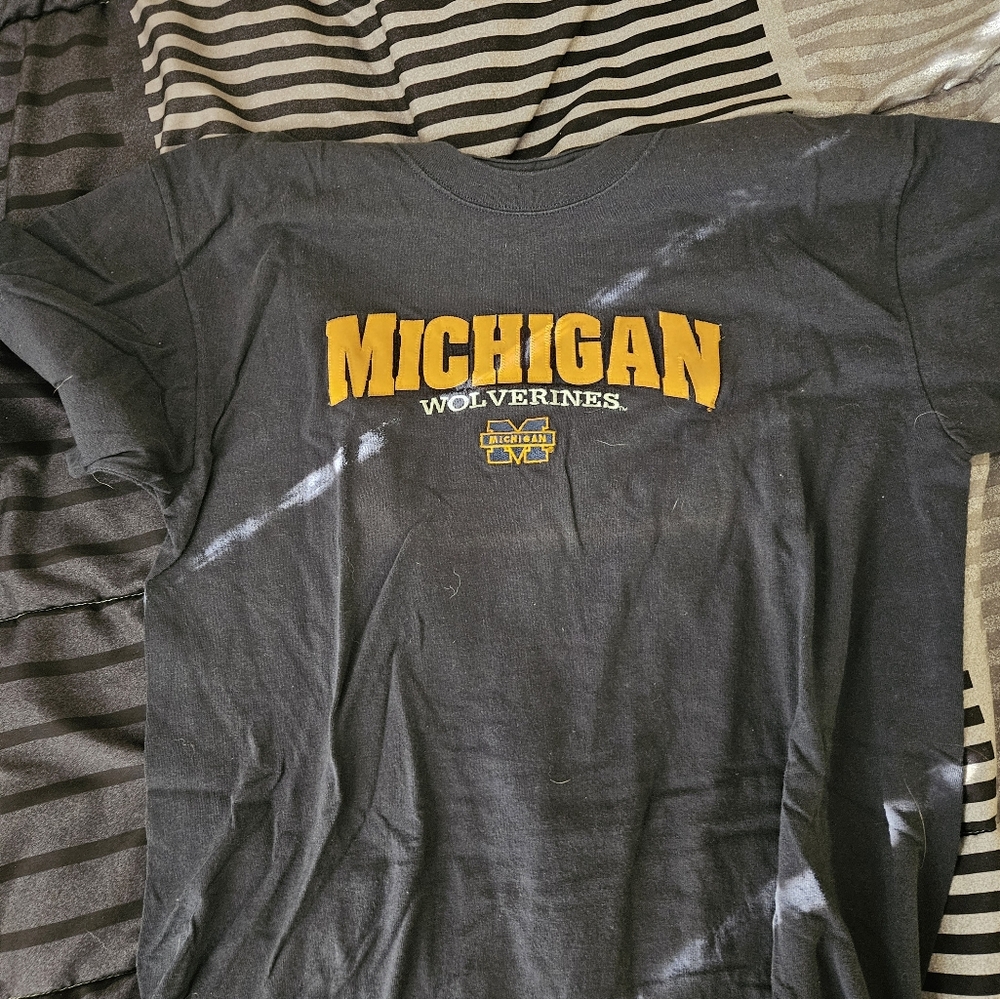Michigan Wolverines T-Shirt - Black and Gold